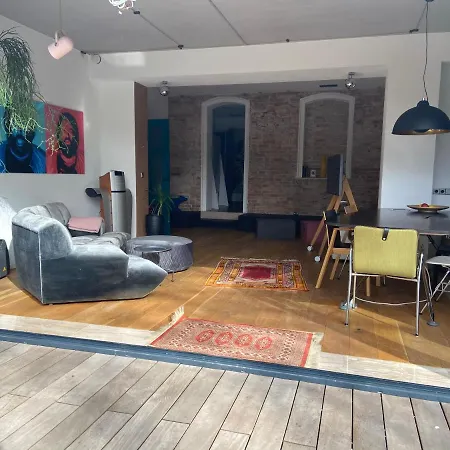 Entspannt In - Einhoernchen נירנברג