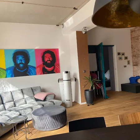 Entspannt In - Einhoernchen